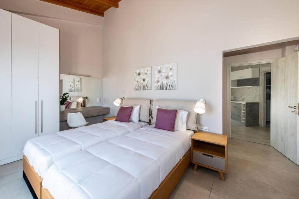 Villa Anthi, A Modern Villa With Salted Water Pool,Hot Tub & Bbq! Rethymno  Exterior photo